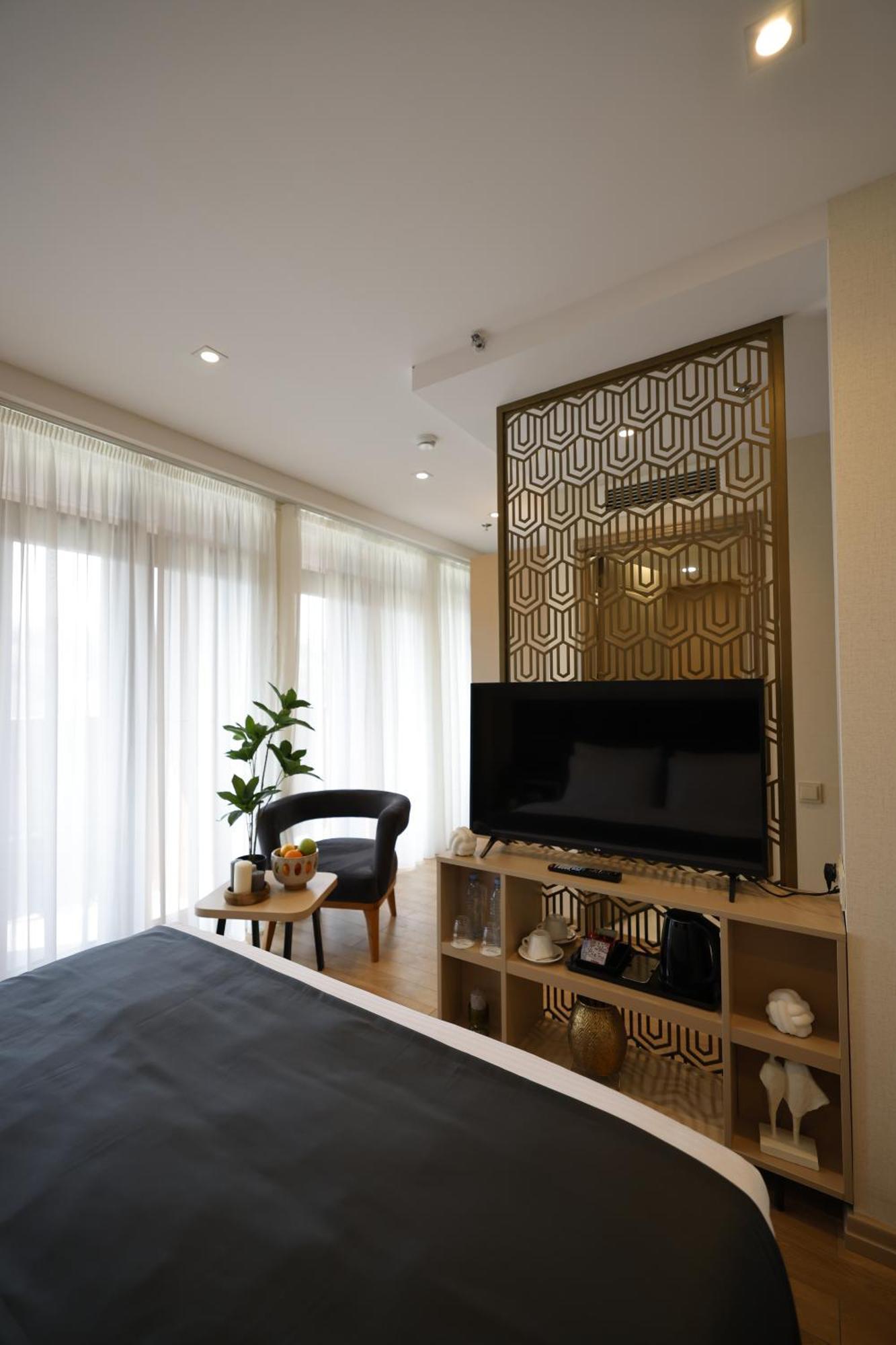 Hotel Monday By Dnt Group Tbilisi Luaran gambar